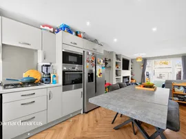 Tala Close, Surbiton thumb 3