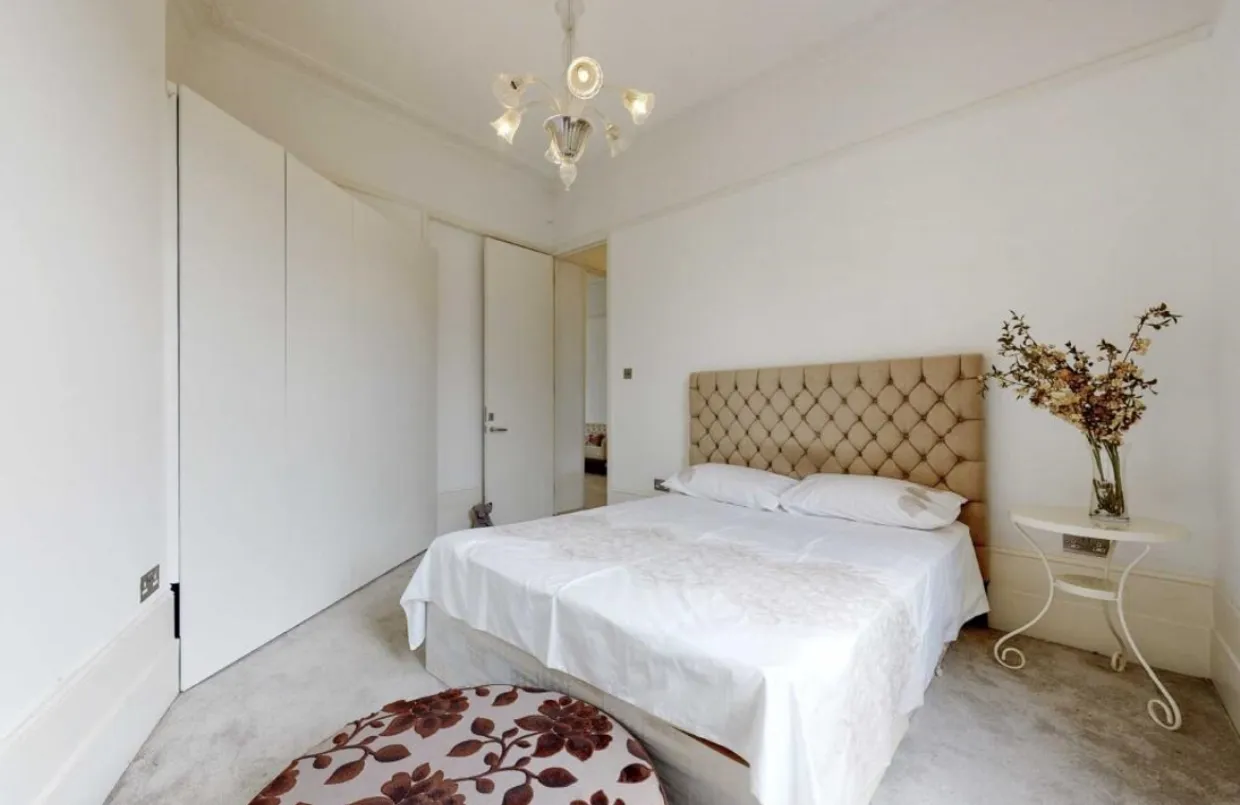 Warwick Avenue, London, W9 photo 4