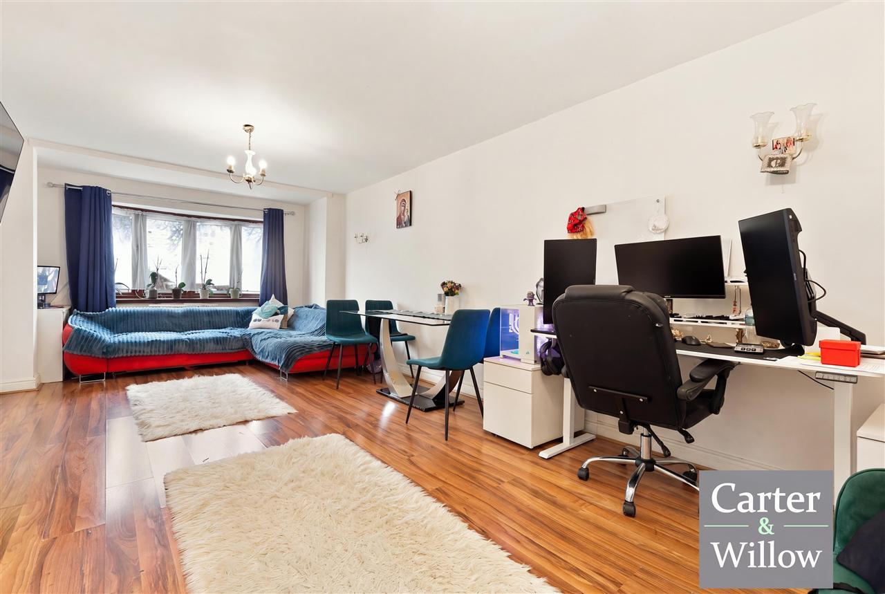 Wood Lane, Dagenham, Essex Image 7