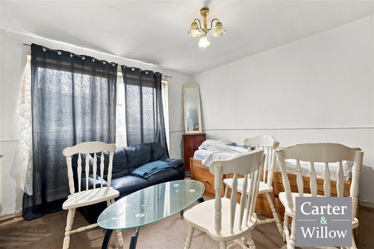 Cowbridge Road, Essex Image 6