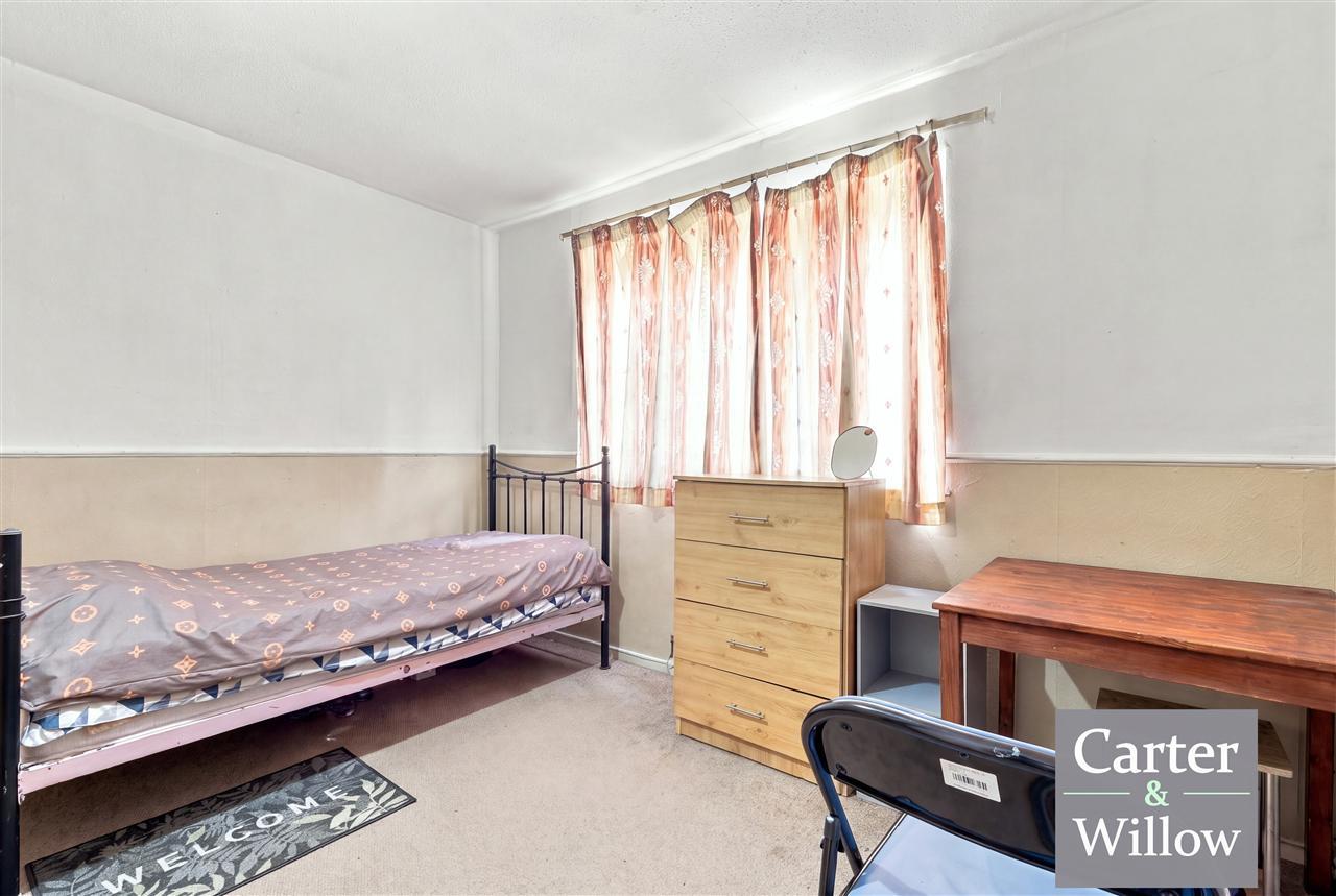 Cowbridge Road, Essex Image 8