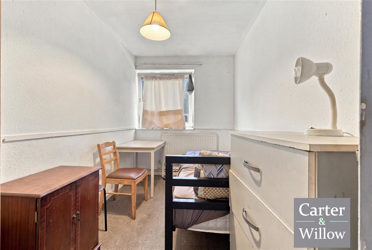 Cowbridge Road, Essex Image 10