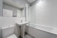 Kendoa Road London SW4 photo 7