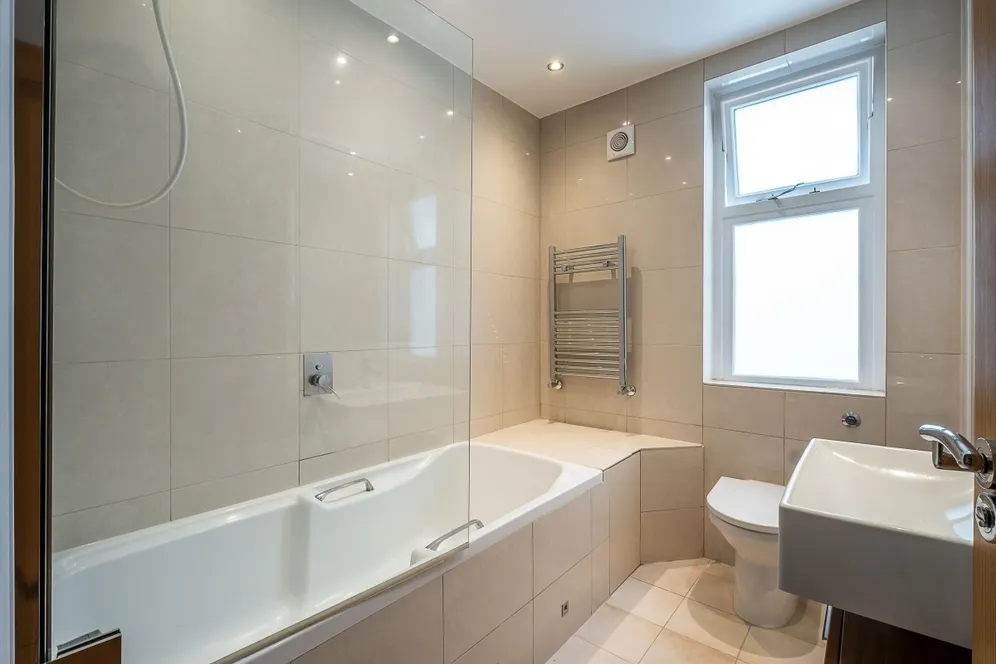 Iverna Court London W8 photo 9