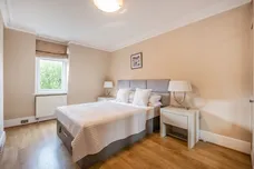 Iverna Court London W8 photo 13