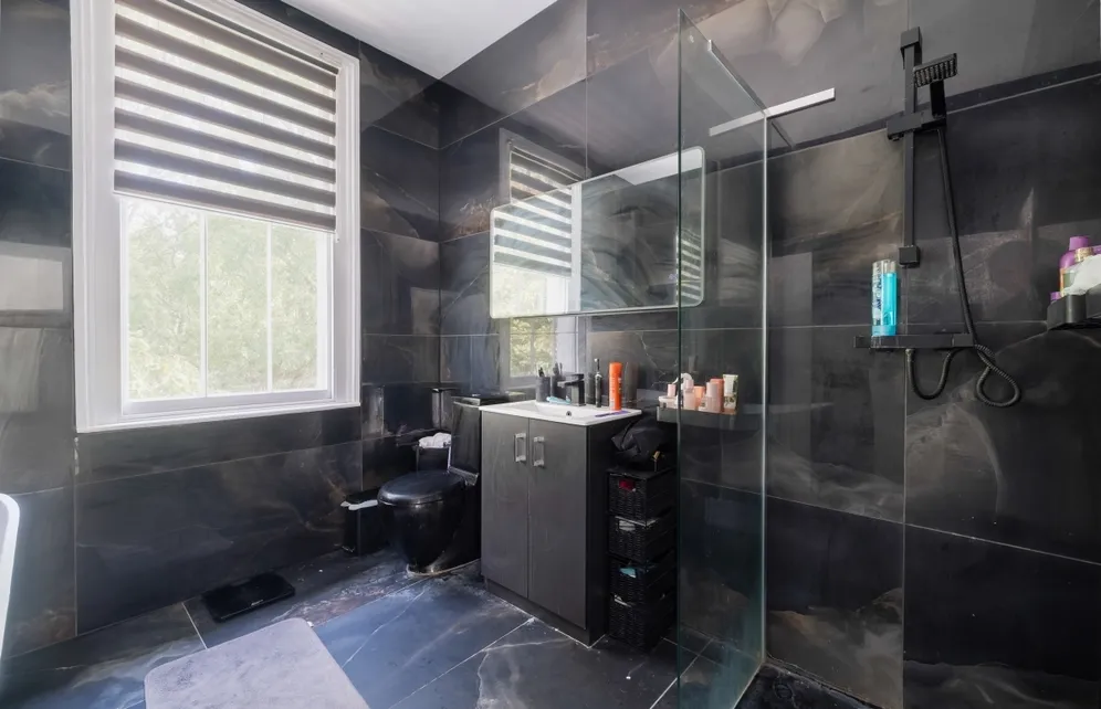 The Glebe London SE3 photo 9