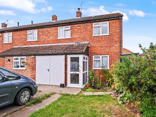 Morton Close, Pitstone, Leighton Buzzardphoto