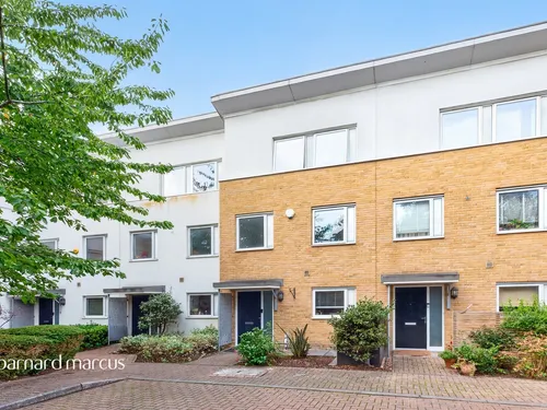 Holmes Close, Londonphoto