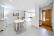 Draymans Lane, Marlow, SL7 photo 3