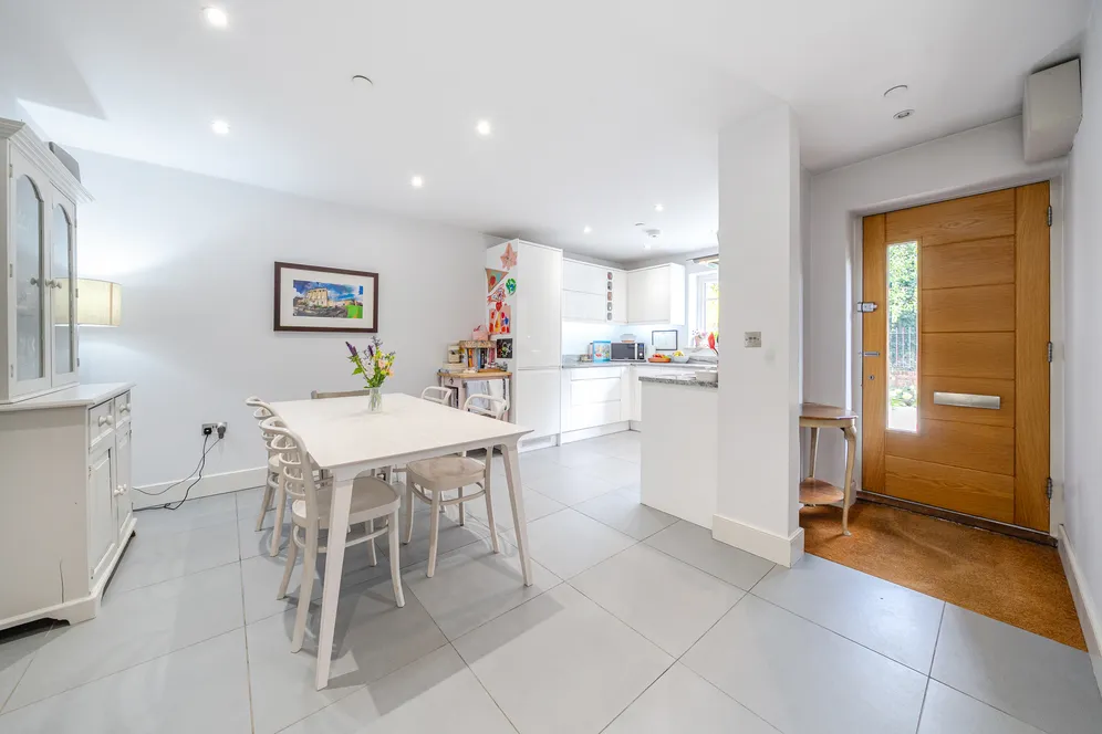 Draymans Lane, Marlow, SL7 photo 3