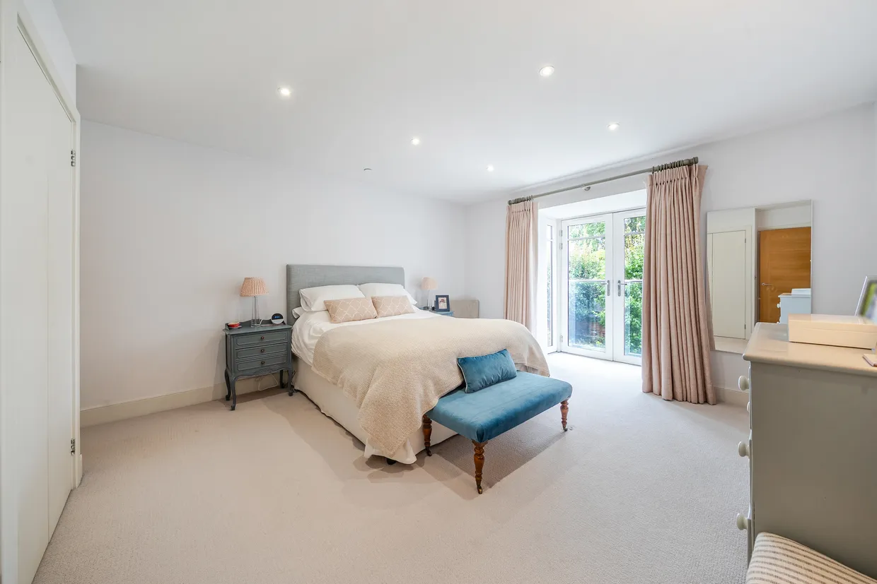 Draymans Lane, Marlow, SL7 photo 5