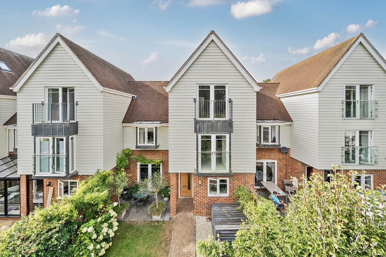 Draymans Lane, Marlow, SL7 photo 9