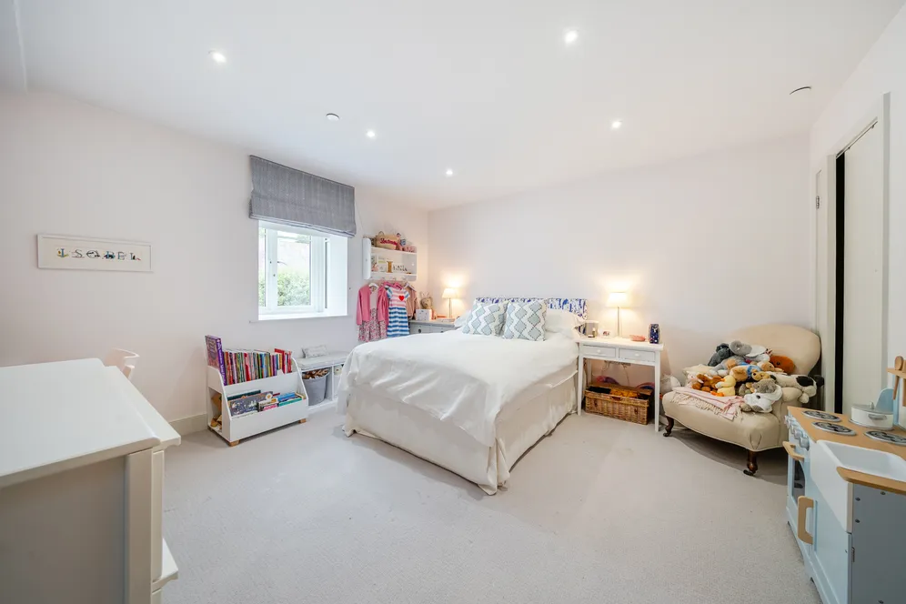 Draymans Lane, Marlow, SL7 photo 12