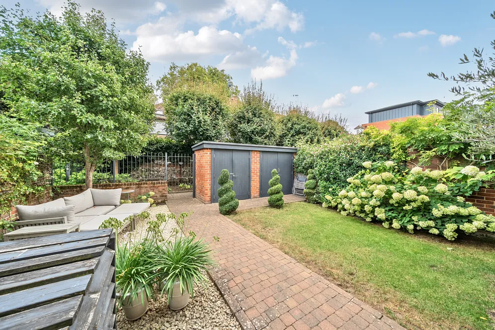 Draymans Lane, Marlow, SL7 photo 15
