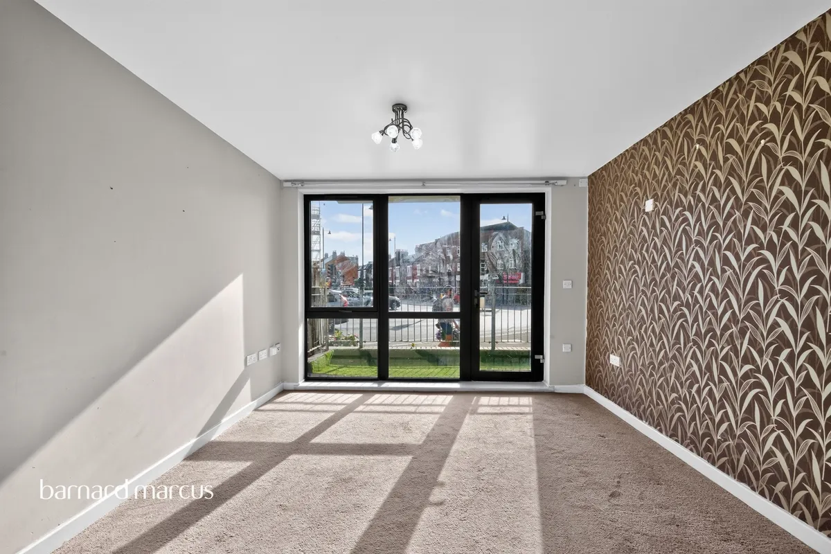 Mitcham Road, LONDON
