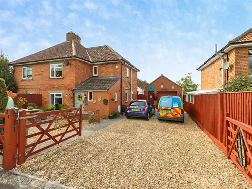 Wells Road, Glastonburyphoto