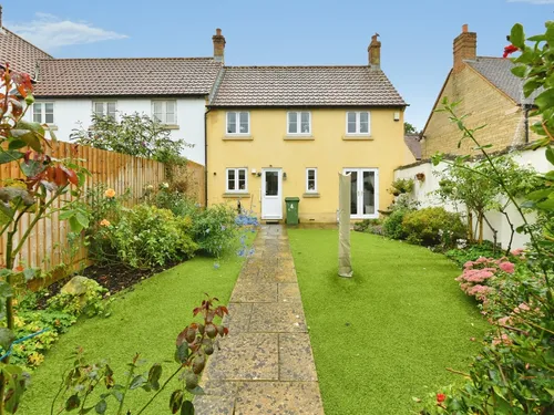 Garden Ground, SHEPTON MALLETphoto