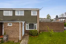 Sagecroft Road, Thatcham, RG18 photo 2