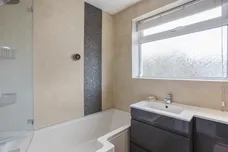 Sagecroft Road, Thatcham, RG18 photo 8