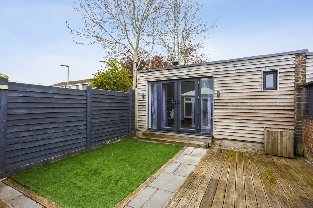 Sagecroft Road, Thatcham, RG18 photo 13