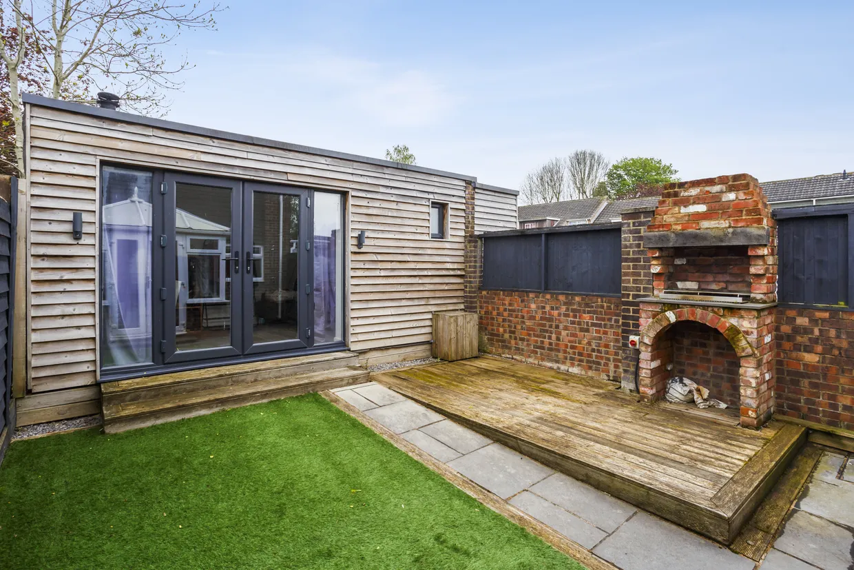 Sagecroft Road, Thatcham, RG18 photo 14