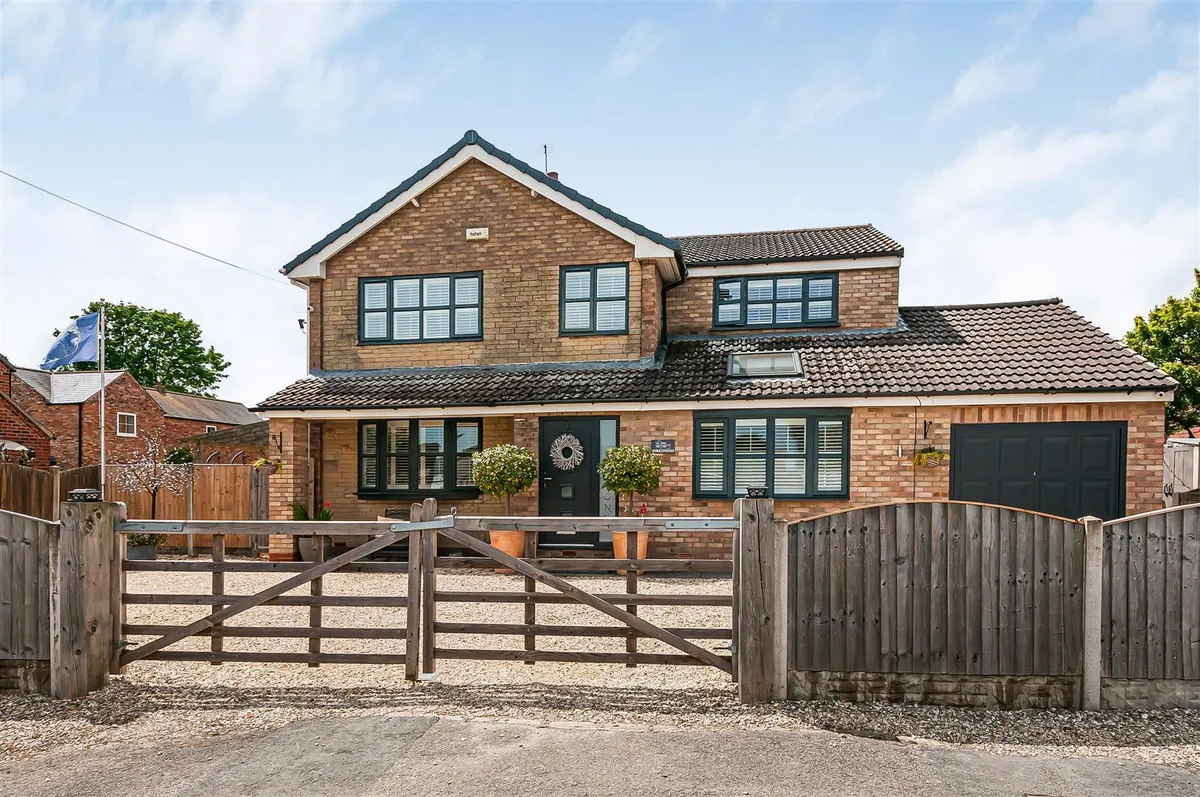 Cobble Lane, Eastrington