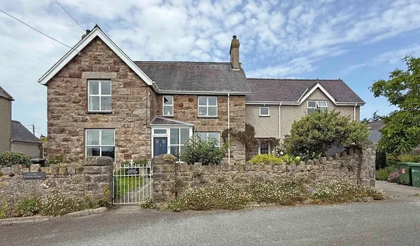 Brynsiencyn, Llanfairpwll, Isle of Anglesey, LL61