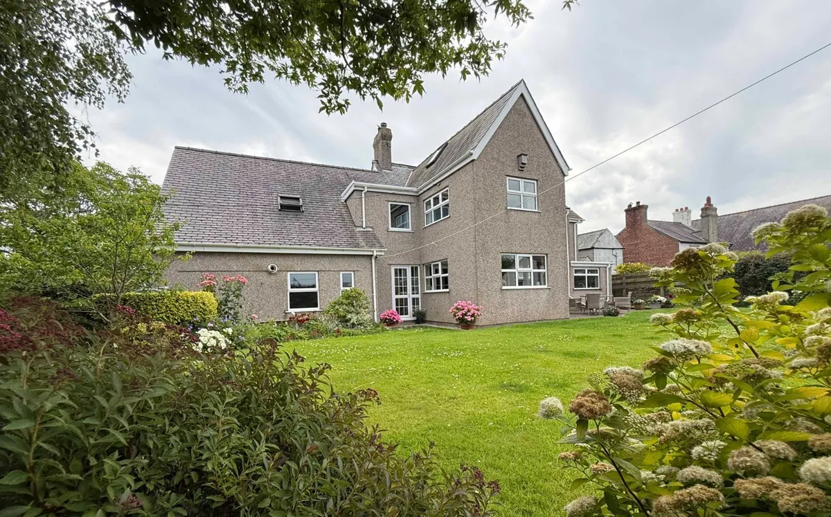 Brynsiencyn, Llanfairpwll, Isle of Anglesey, LL61