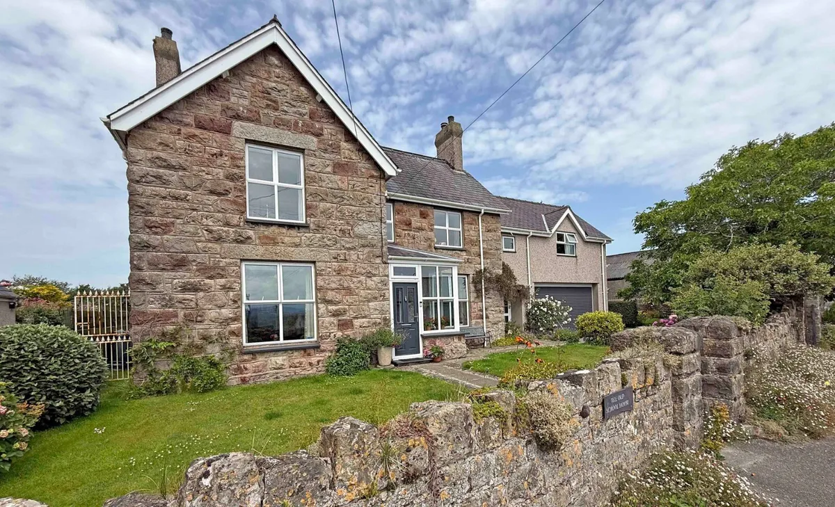 Brynsiencyn, Llanfairpwll, Isle of Anglesey, LL61