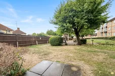 Thicket Road, SUTTON