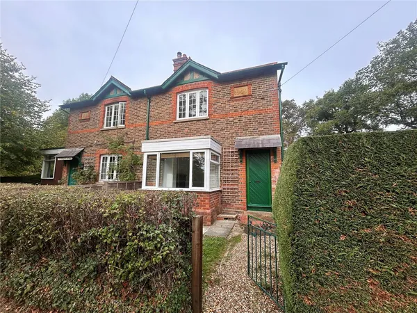 South Park Lane, Bletchingley, RH1 photo 1