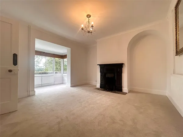 South Park Lane, Bletchingley, RH1 photo 2