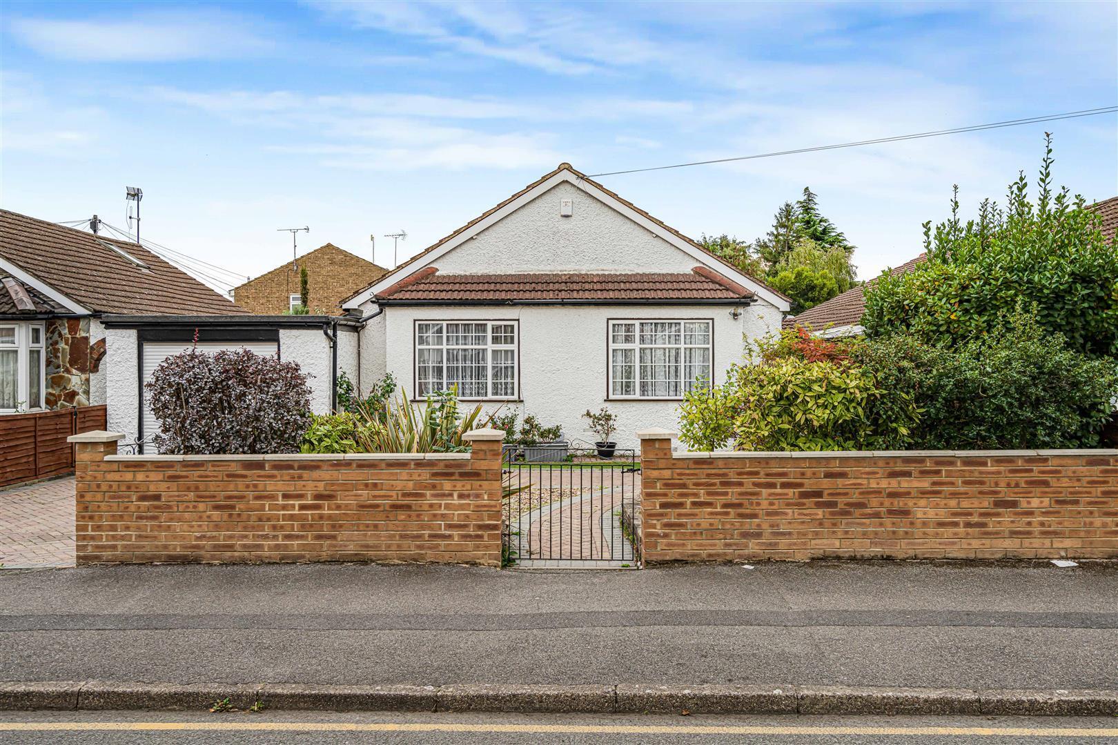 Royston Way, Burnham Image 15