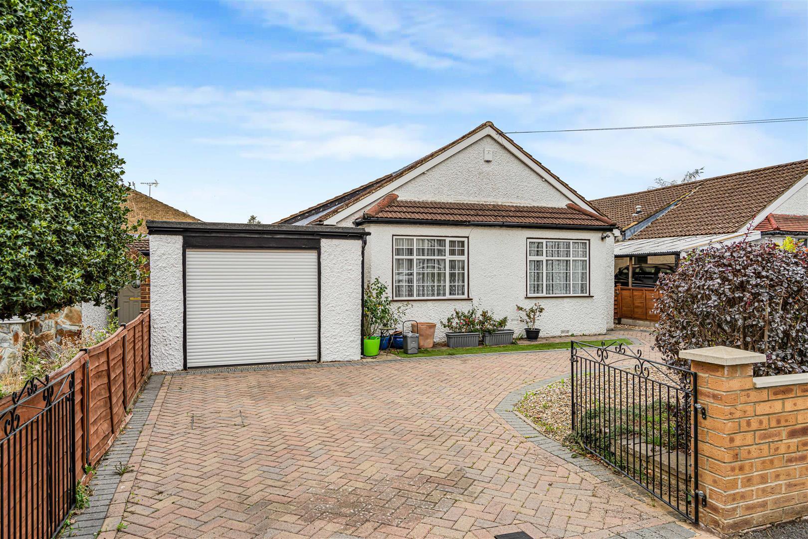 Royston Way, Burnham Image 16