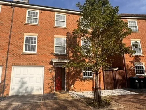 Blacksmiths Way, Woburn Sands, MILTON KEYNESphoto