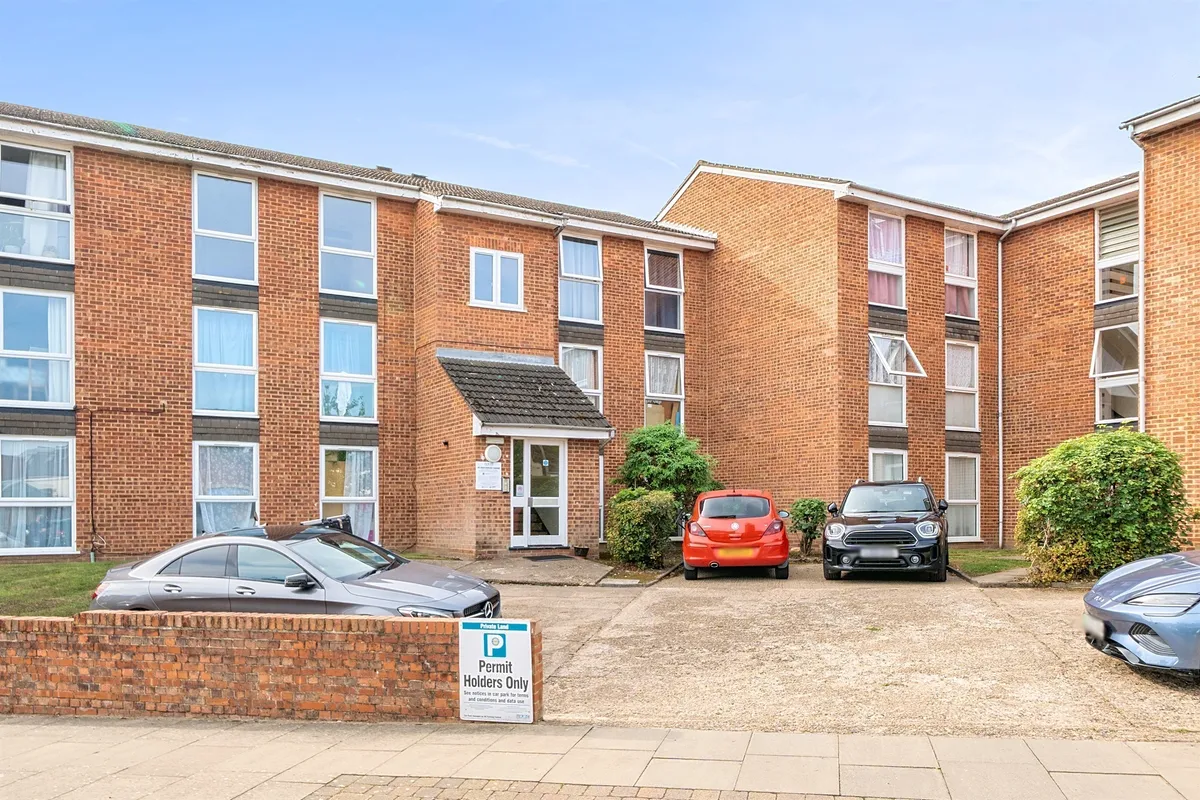 Trinity Street, Enfield