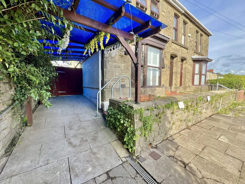 Property carousel item 29