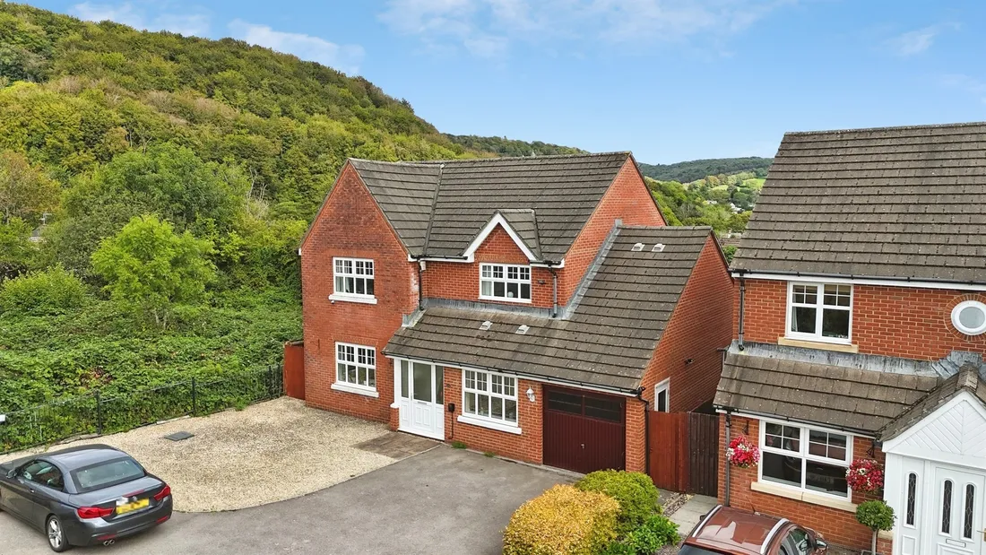 Property photo 28