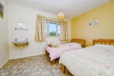 Leverstock Green Road, Hemel Hempstead