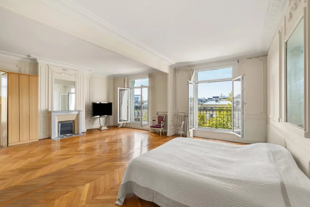 Paris 7th (École-Militaire), 75007, France