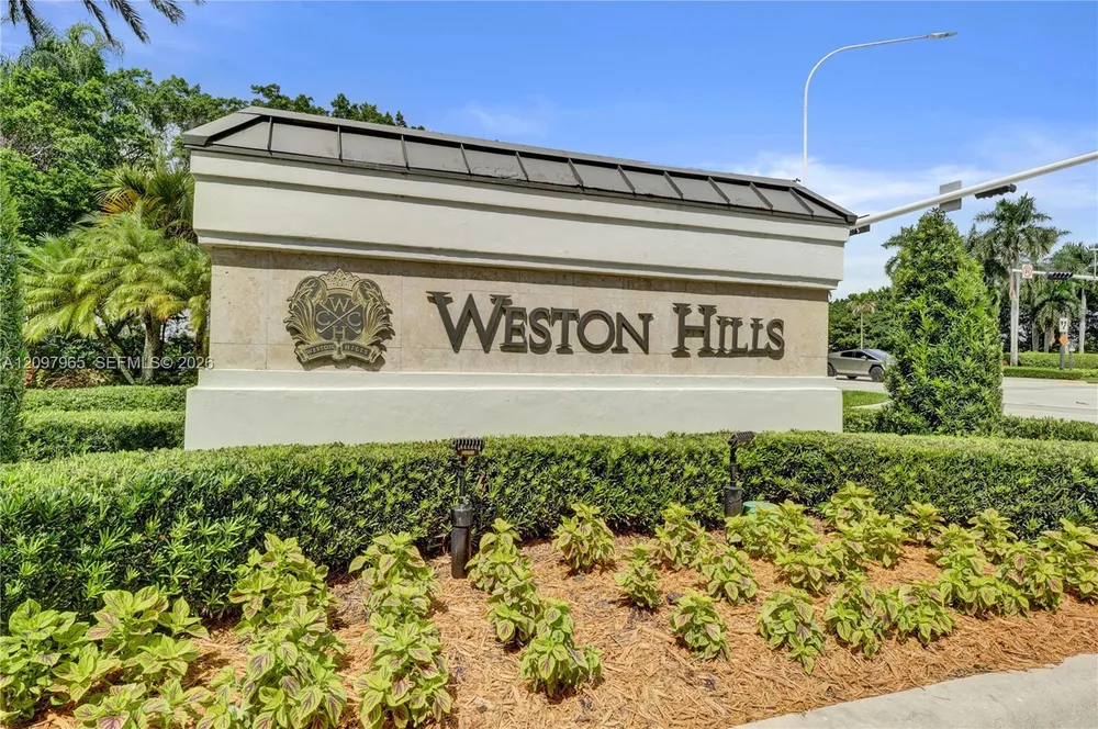 2649 Miller Ct, Weston, FL 33332
