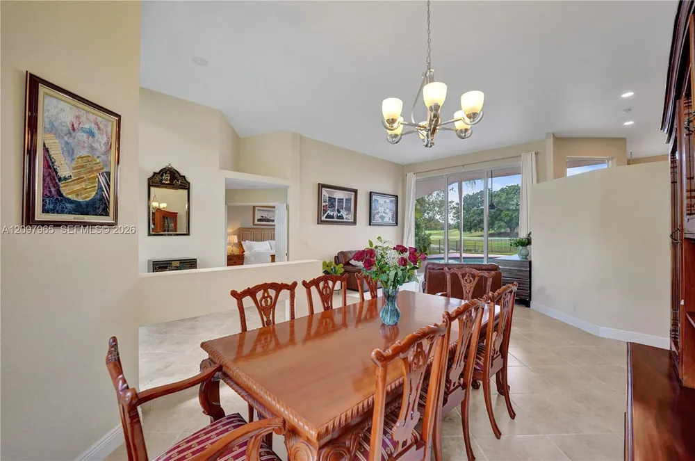 2649 Miller Ct, Weston, FL 33332