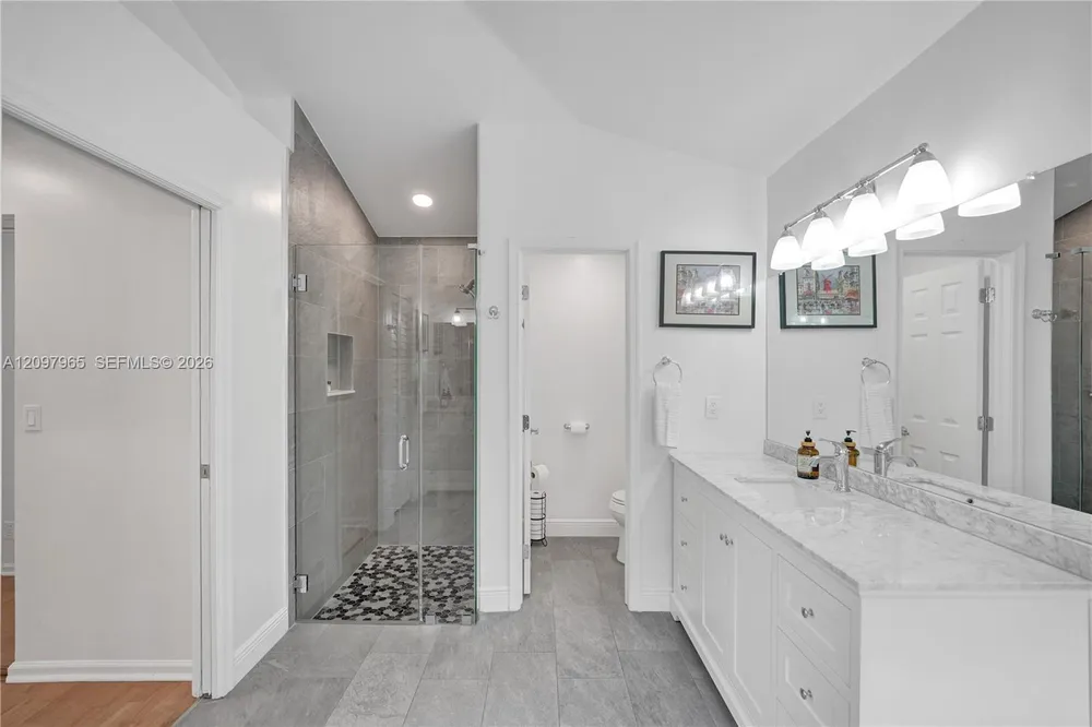 2649 Miller Ct, Weston, FL 33332