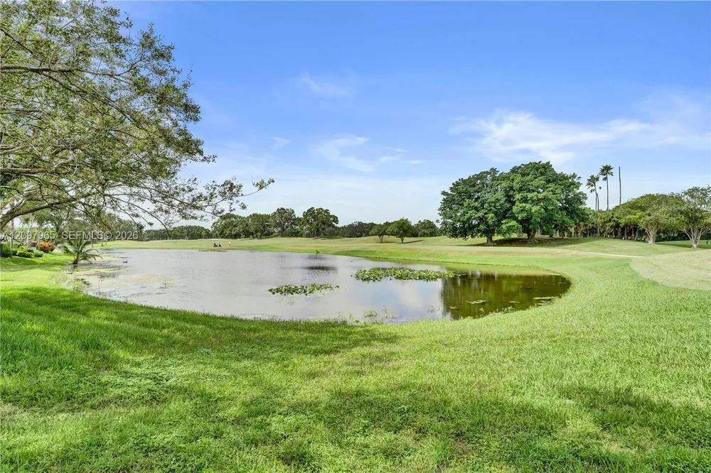 2649 Miller Ct, Weston, FL 33332
