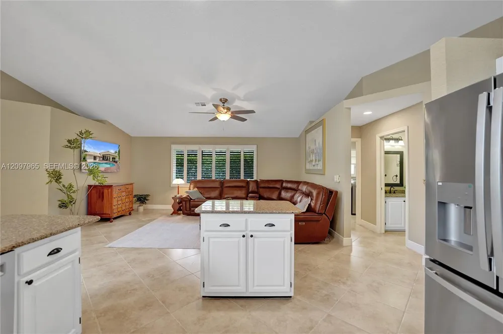 2649 Miller Ct, Weston, FL 33332