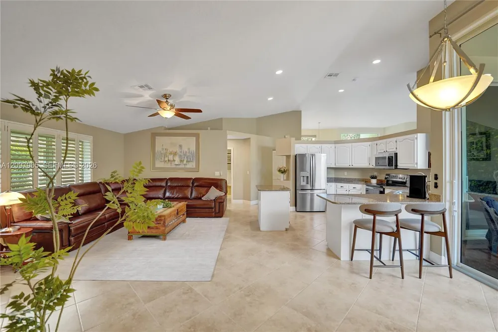 2649 Miller Ct, Weston, FL 33332