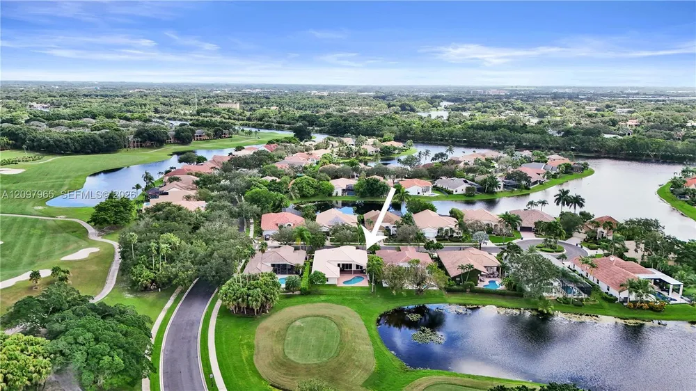 2649 Miller Ct, Weston, FL 33332