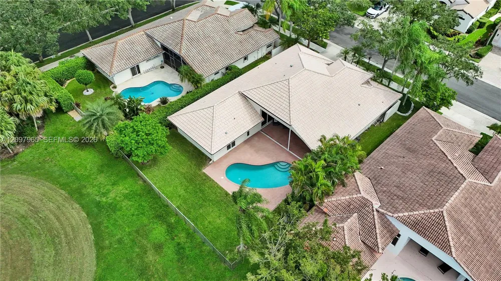 2649 Miller Ct, Weston, FL 33332