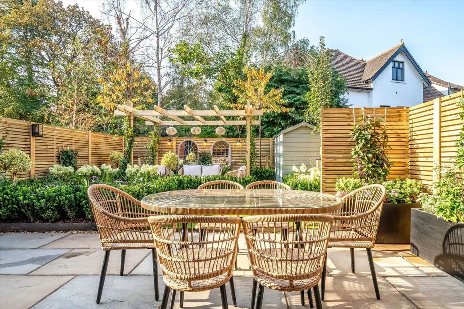 Queens Road, Weybridge, KT13 photo 12