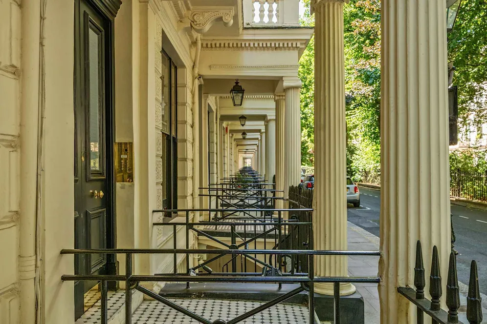 Queen's Gardens, London, W2 photo 9